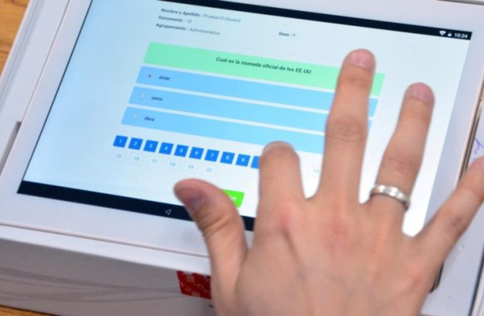 Pasaron a más de 2.800 trabajadores estatales a planta permanente en Río Negro