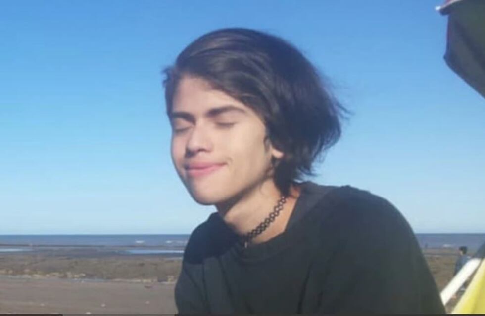 La madre del chico de Bariloche que se suicidó dijo que tenía "fuertes problemas emocionales"