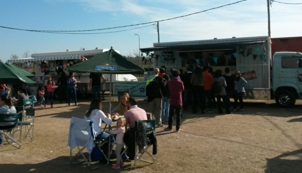 Foodtrucks en Los Reartes (@misfotosecuencias)\u002E