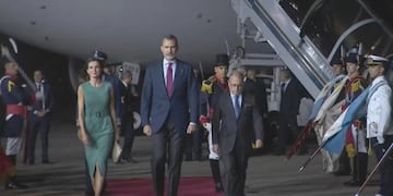 Los Reyes de España ya están en la Argentina (Foto: TN)