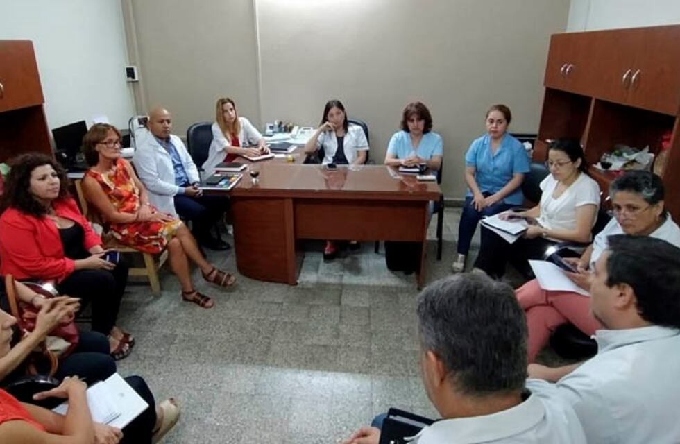 Luis Medina Ruiz se reunió con directivos y jefes de servicio de los hospitales para mejorar la atención