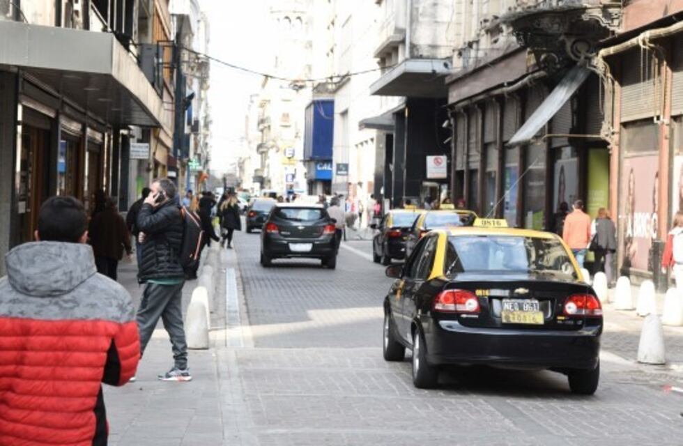 Tras las roturas a poco de inaugurarse, el lunes comienzan a arreglar Sarmiento y Córdoba