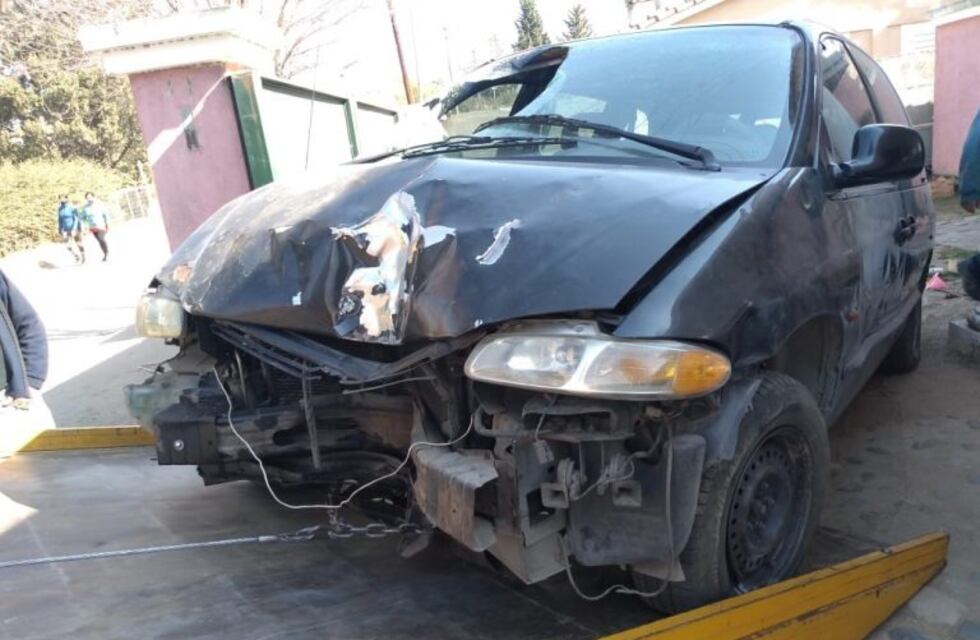 Un mecánico de Carlos Paz chocó y destruyó el único medio de movilidad del Merendero Panza Caliente