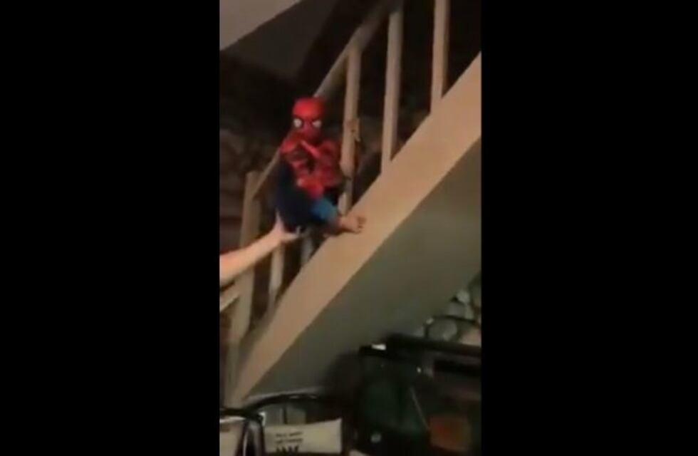 Quería ser Spiderman y su papá le cumplió el sueño