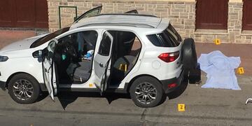 Muerto en la calle Talcahuano\u002E Salta (Foto Vía Salta)