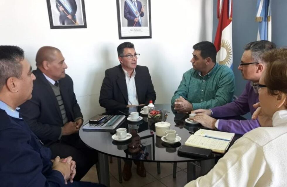 Salsipuedes: Bustos se reunió con la Policía por la inseguridad