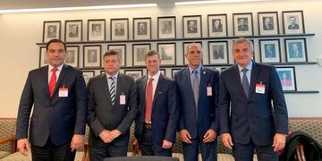 La delegación argentina, con Kevin O’ Reilly