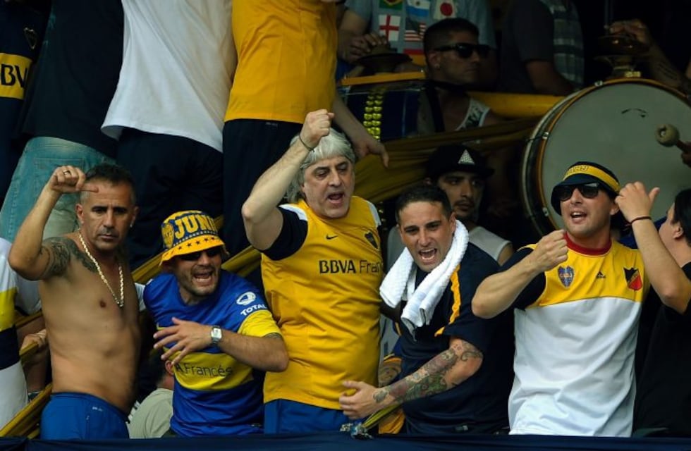 El Gobierno le prohibió a los jefes de "la 12" el ingreso a los estadios por dos años