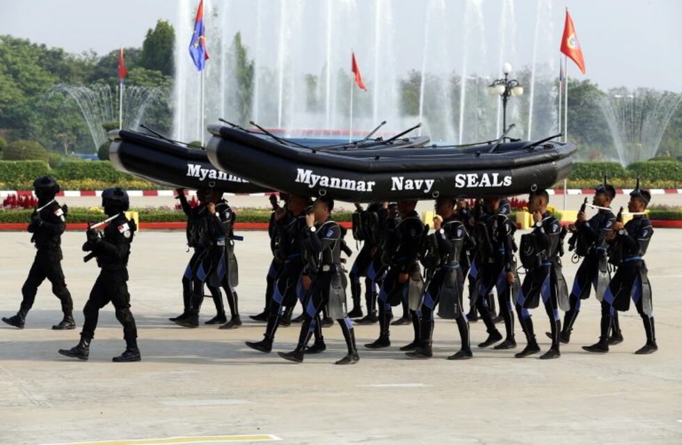 Un Navy SEAL te explica por qué deberías terminar tus duchas con agua fría