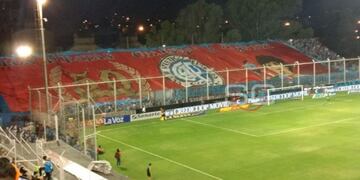 La Chacha en la tribuna y en el corazón de los Piratas\u002E