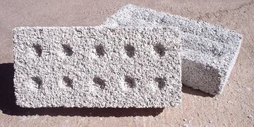 Ladrillos reciclados\u002E Centro Experimental de la Vivienda Económica