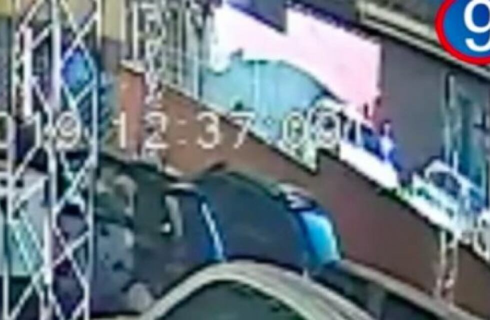 Una cámara de seguridad grabó el asesinato frente al juzgado
