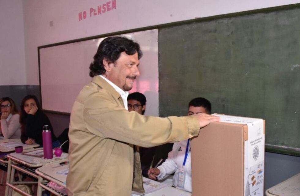 Votó Gustavo Sáenz: "Hoy es el fin de un ciclo"