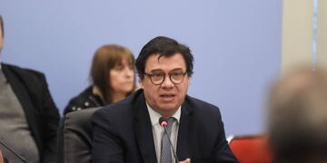 El ministro de Trabajo, Claudio Moroni, en la Comisión de Presupuesto y Hacienda de la Cámara de Diputados. Foto: HCDN.
