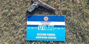 Arma de fuego presuntamente usada en el crimen de un chico de 18 años