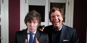 Javier Milei con el periodista estadounidense Tucker Carlson. (Infobae)