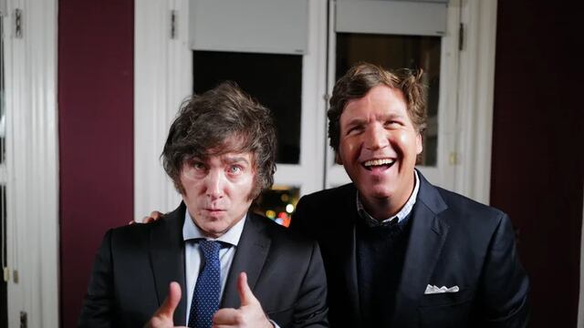 Javier Milei con el periodista estadounidense Tucker Carlson. (Infobae)
