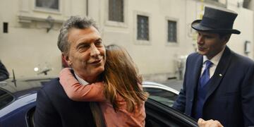 MACRI EN ROMA. Junto con Antonia.
