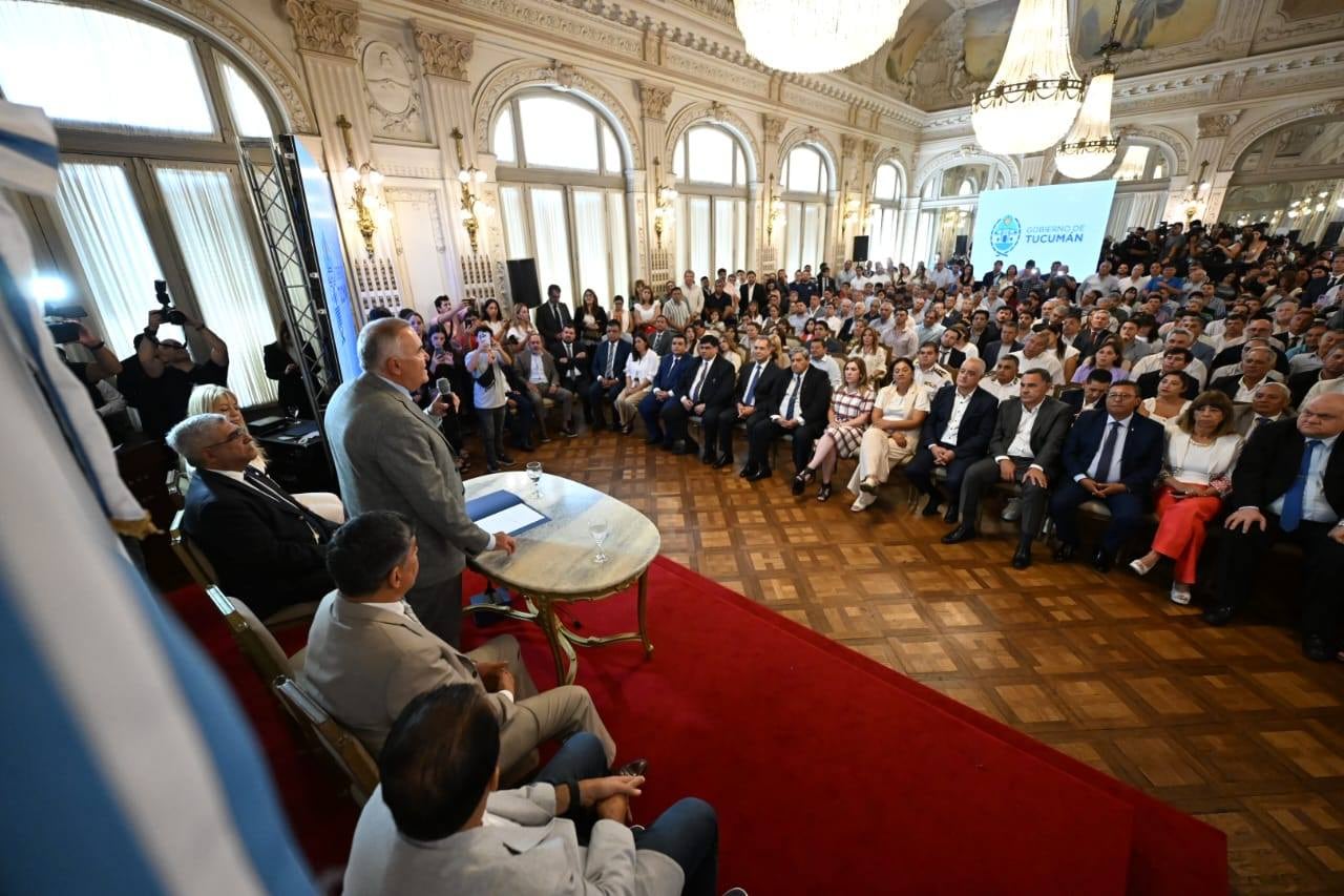 La ceremonia reunió a autoridades provinciales y nacionales y marcó el inicio de una etapa.