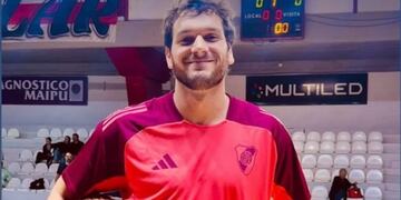 Debut con victoria para Juani Bellozas en la Liga Federal con River Plate.
