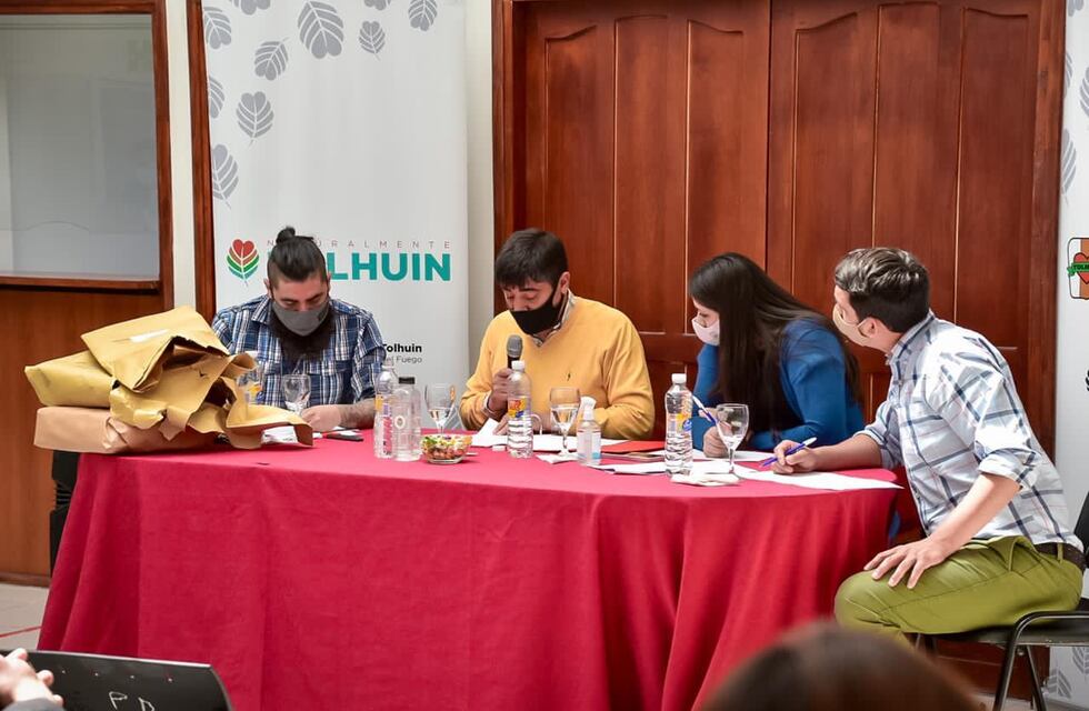 Tolhuin: se efectuó el acto de apertura de la licitación para obras en el barrio “9 de Octubre”