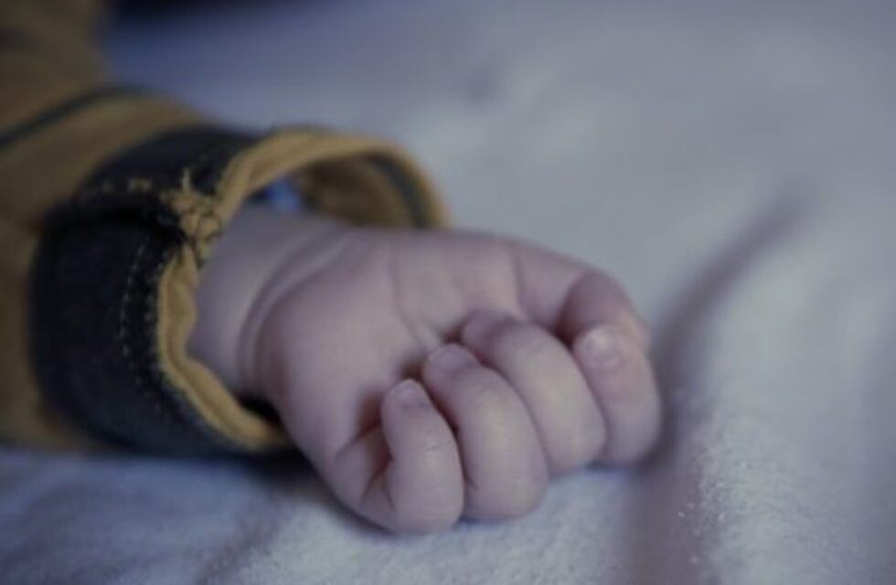 Una beba de sólo 17 días murió asfixiada mientras dormía