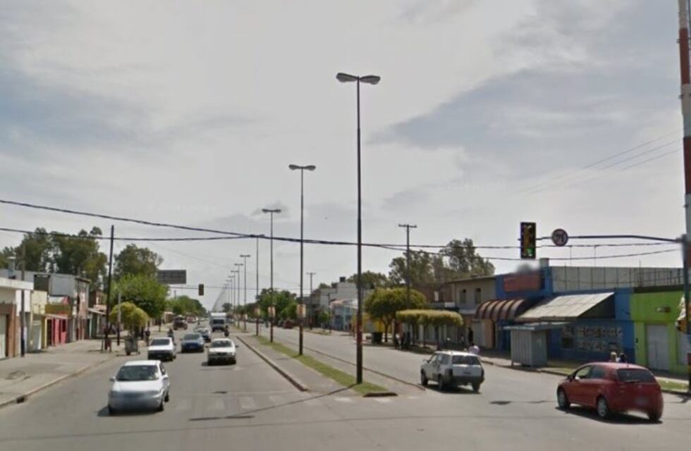 Una mujer murió al ser atropellada mientras cruzaba la calle