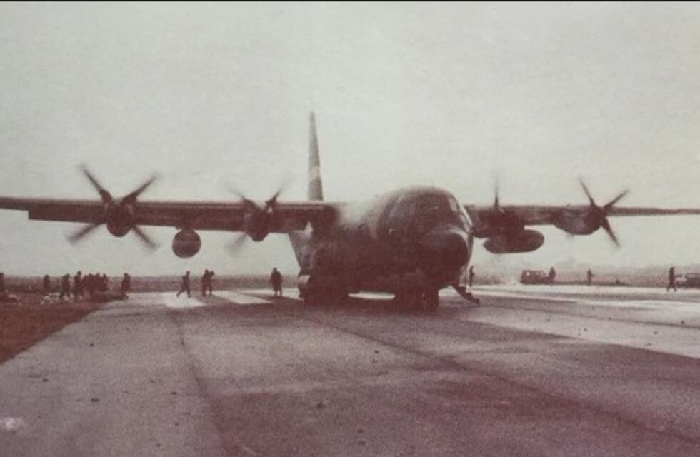 Dos ex combatientes de Malvinas cuentan cómo fueron los arriesgados vuelos de los Hércules