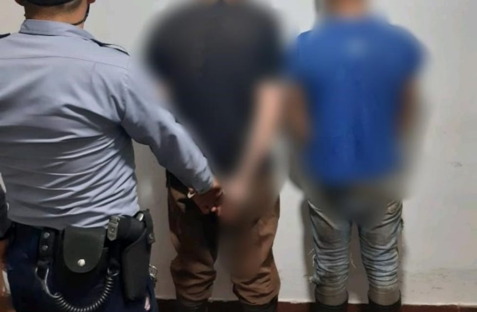 Cazadores fueron detenidos e incautaron arma de fuego y motocicletas