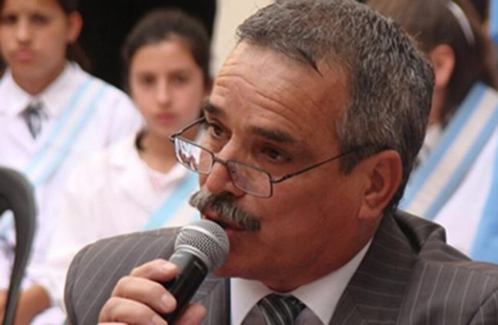 Atropellaron a un concejal en Córdoba y escaparon sin asistirlo