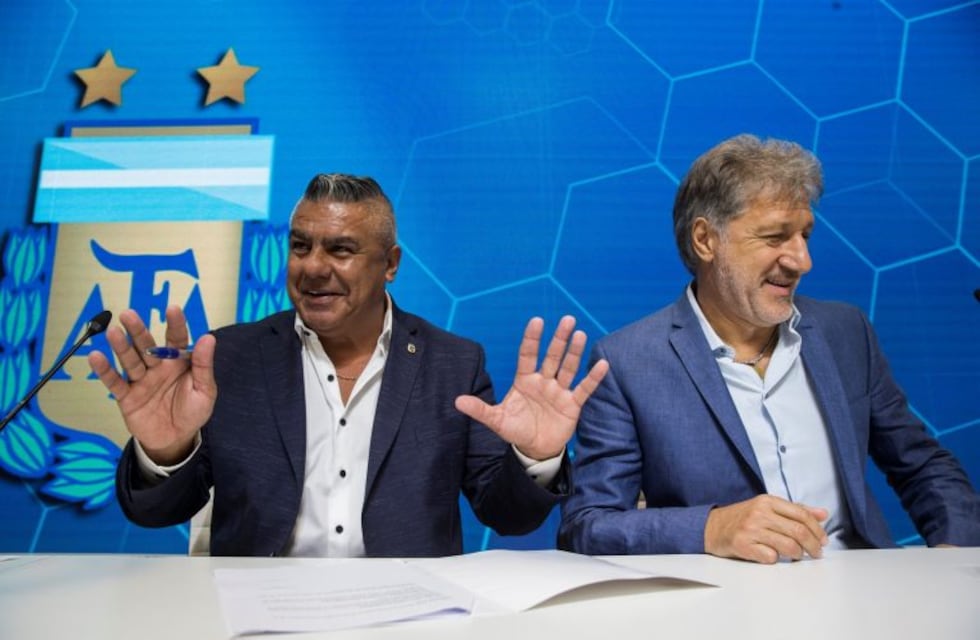 AFA y Agremiados firmaron un acuerdo para renovar contratos por seis meses
