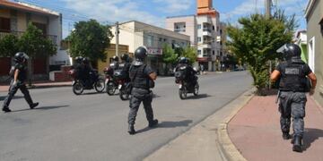 Policía de Jujuy patrulla las calles