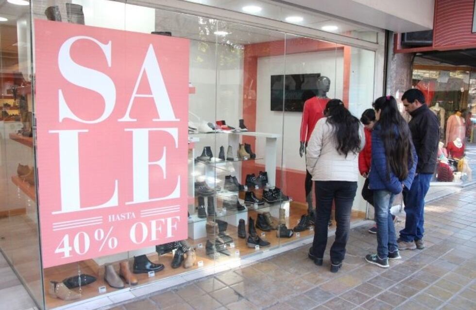 Arrancó la liquidación: hay rebajas de hasta el 40% en ropa y calzado