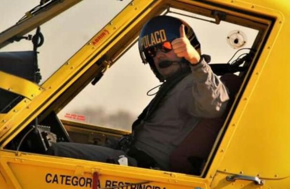 Así es el trabajo de los pilotos de aviones hidrantes durante los incendios en Córdoba