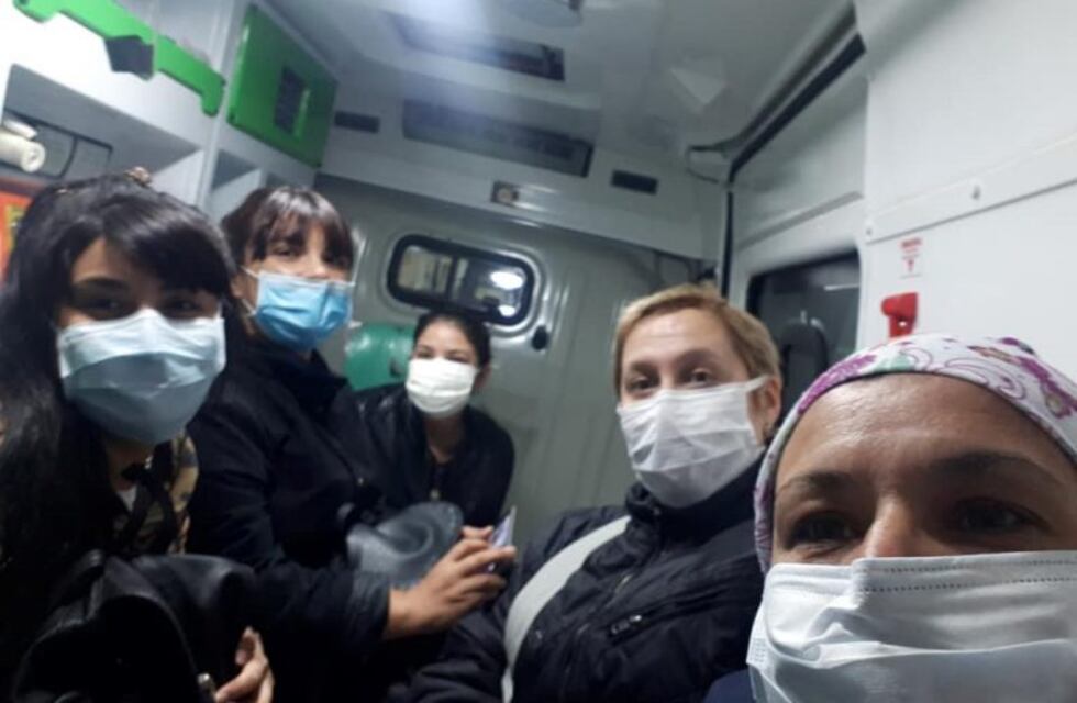 Abandono total: trasladaron a los enfermeros 28 km en ambulancia