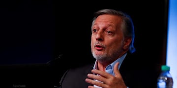 El entonces ministro de Energía y Minería, Juan José Aranguren, en una rueda de prensa en marzo de 2018\u002E Crédito: EFE/David Fernández\u002E