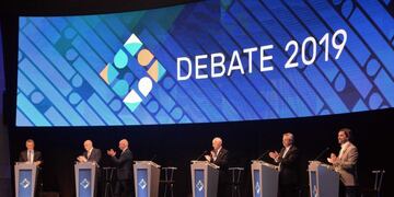 La carta abierta de Chequeado tras sufrir ataques a su sitio durante el debate presidencial\u002E (EFE)