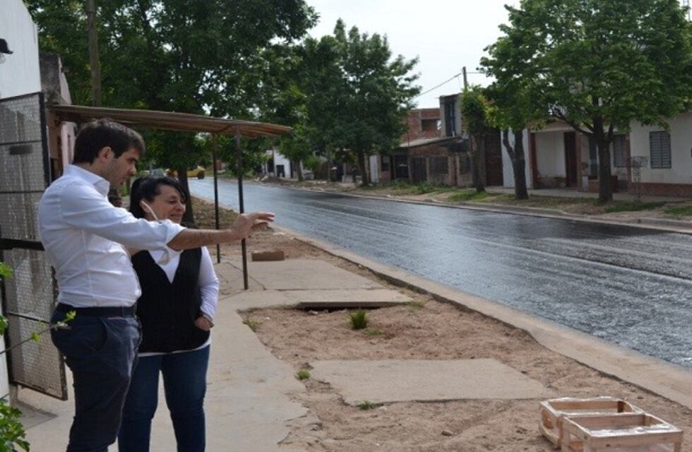 Avanzan las obras de pavimento definitivo en al menos siete barrios nicoleños