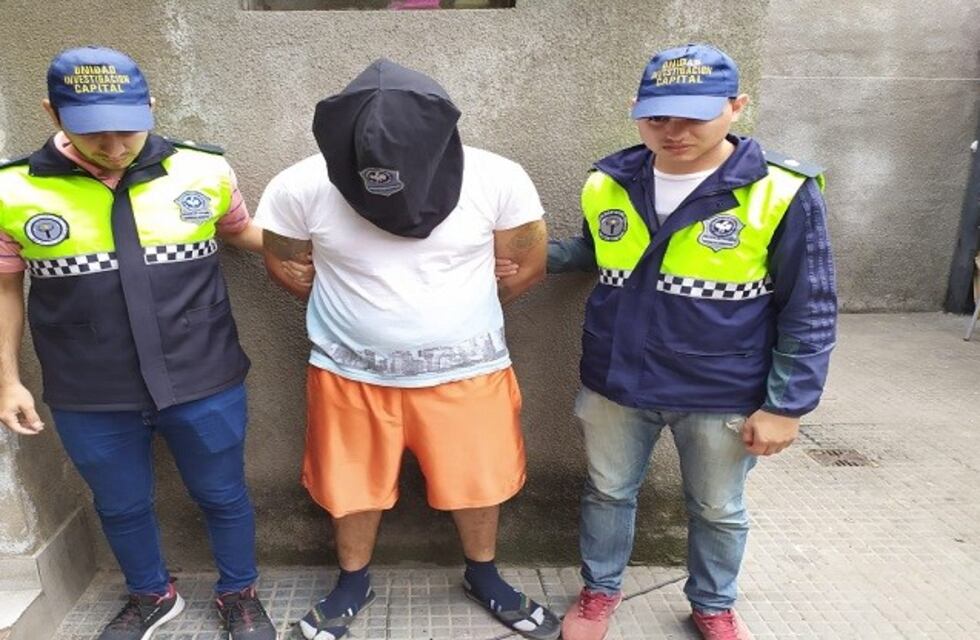 Fue a visitar a su mamá por el Día de la Madre y lo aprehendieron por homicidio