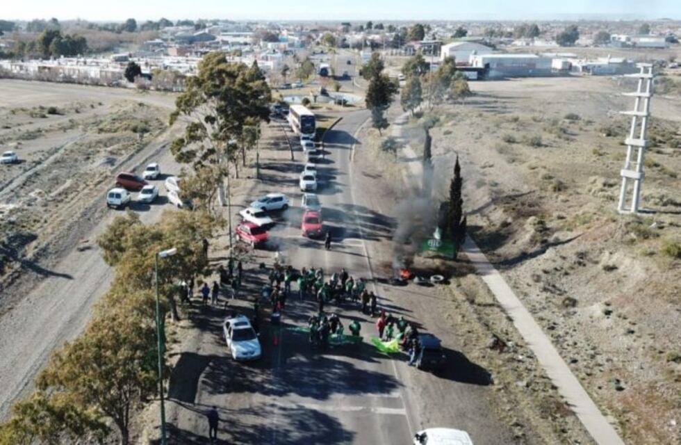 Otra jornada de protestas en distintos puntos de la provincia