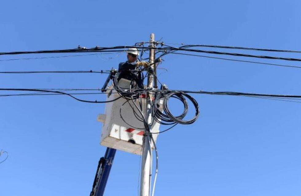 La Cooperativa de Electricidad de Bariloche realizó mejoras en la avenida Bustillo en Bariloche