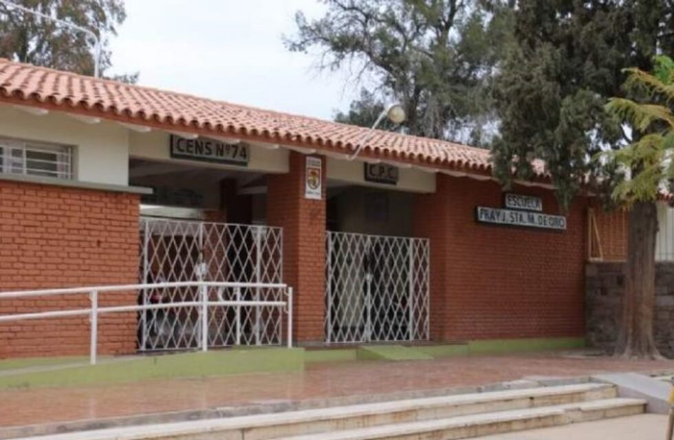 Detuvieron al director de una escuela acusado de abusar de un alumno