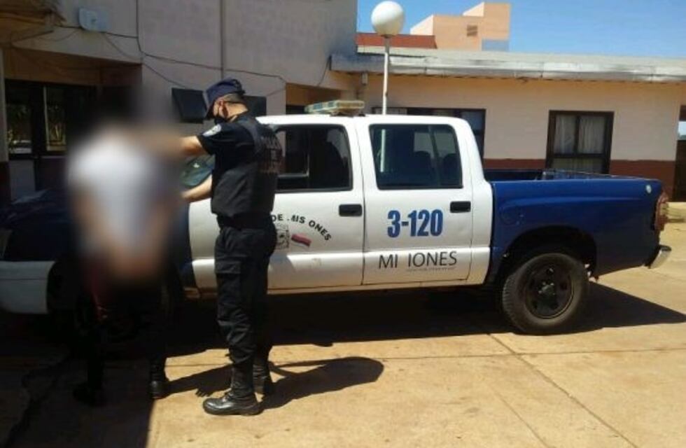 Dos detenidos por ocasionar desorden y amenazar a sus vecinos