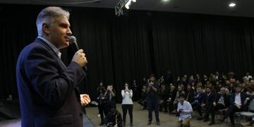 Martín Llaryora y Juan Schiaretti presentaron el plan de Espacios Verdes\u002E