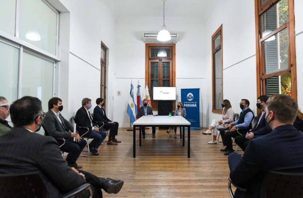 Cambios en el gabinete de Adán Bahl