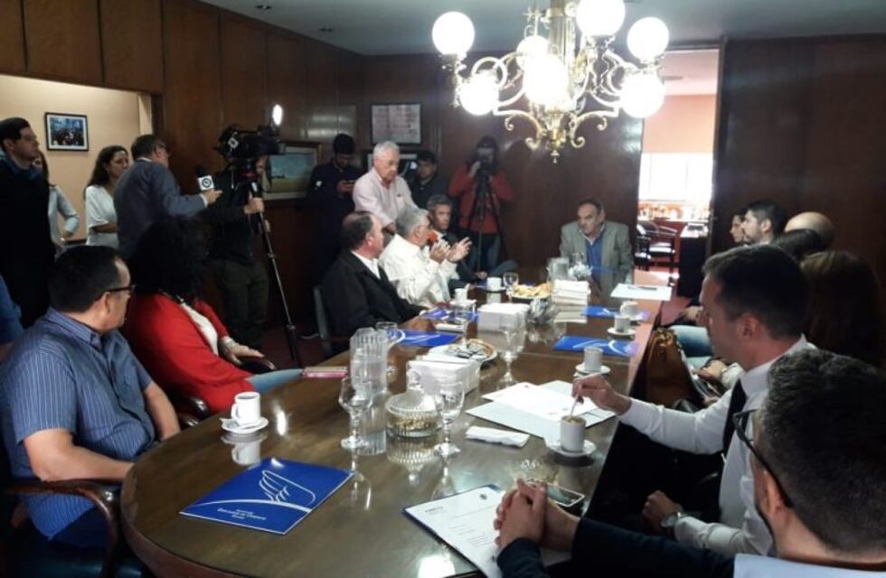 Día del Empleado de Comercio: ¿qué abre y qué cierra?