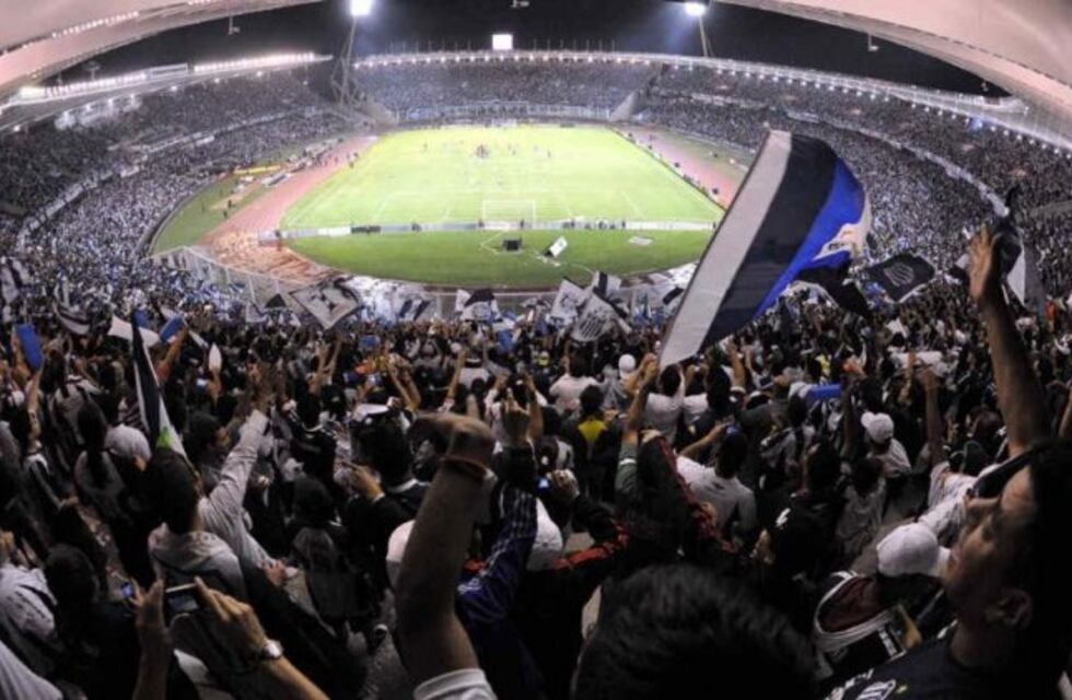 Como en los viejos tiempos: las Reservas de Talleres y River jugarían antes de la Primera