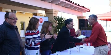 Entrega de herramientas y equipamientos