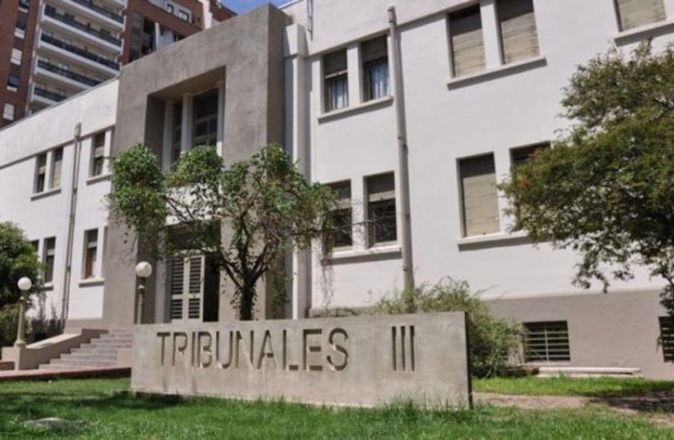 Córdoba: la provincia deberá indemnizar a una policía agredida por delincuentes