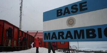 El sismógrafo de Base Marambio también registró el evento.